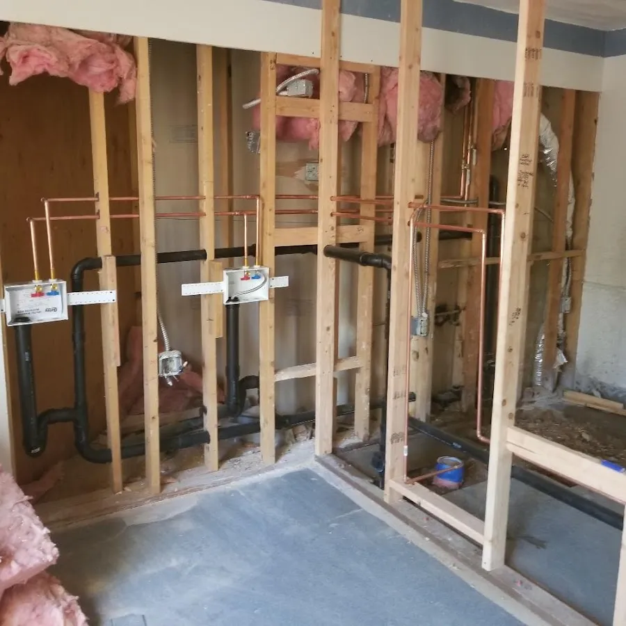 Copper pipe rough-in and plumbing installation in Raleigh Hills
